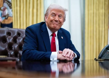 Trump: Venezuela entregará “de inmediato” millones de barriles de petróleo a EE. UU.