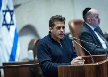 El ministro de Asuntos de la Diáspora, Amichai Chikli, en la Knesset el 24 de diciembre de 2025. (Yonatan Sindel/Flash90)