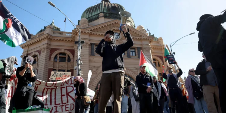 Un tribunal australiano dictamina que el eslogan “Todos los sionistas son terroristas” es ilegal