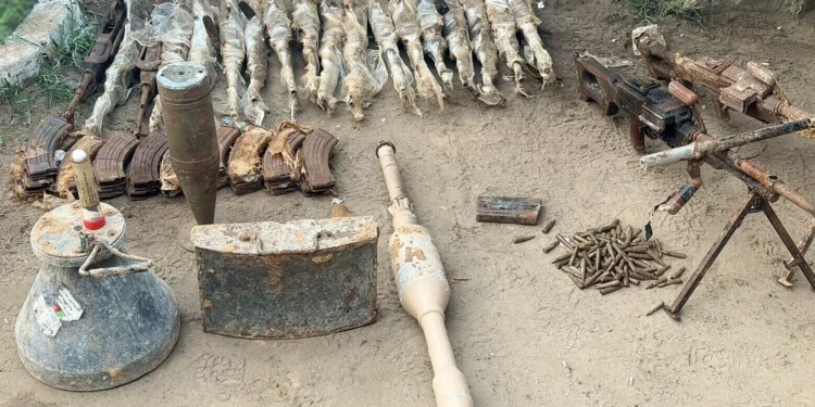 Las FDI localizan un alijo de armas de Hamás en Rafah