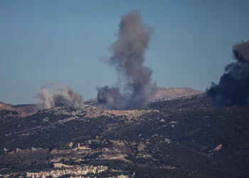 Ataque aéreo israelí mata a operativo de Hezbolá en Líbano