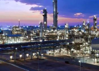 La industria química europea pierde inversión por energía cara y fuga de capital