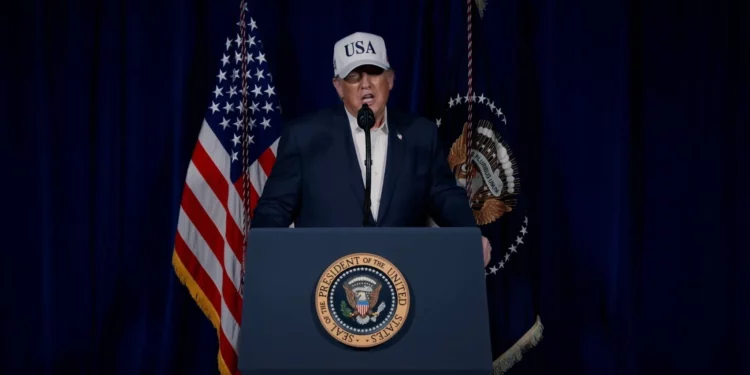 Trump anuncia que EE. UU. inició “grandes operaciones de combate en Irán”