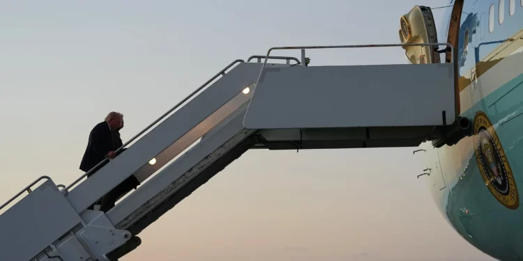 Trump afirma que Irán busca un acuerdo con Estados Unidos