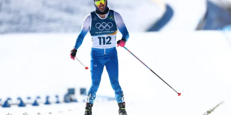 El israelí Attila Kertesz ocupa el penúltimo puesto en la carrera olímpica de esquí de fondo