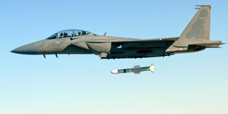 EE. UU. dispara el Harpoon Block II Update desde un F-15SA saudí