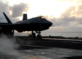 Estos son los activos militares que EE. UU. ha desplegado ante Irán