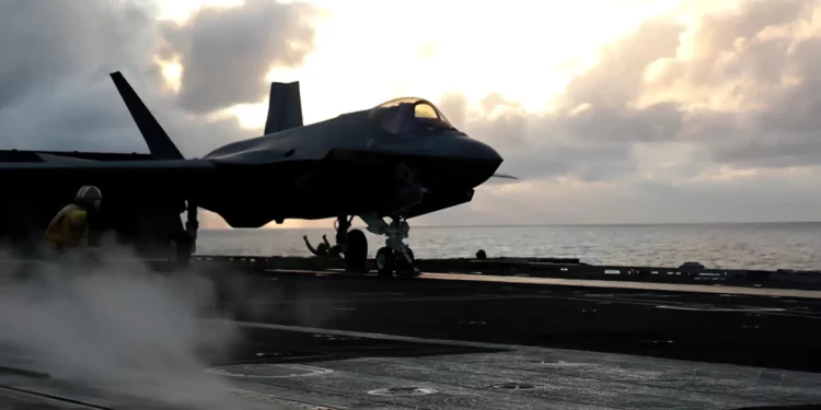 Estos son los activos militares que EE. UU. ha desplegado ante Irán