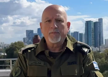 Las FDI afirman en persa que su guerra no es contra el pueblo iraní