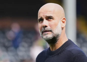 Pep Guardiola condena lo que califica como el “genocidio en Palestina”