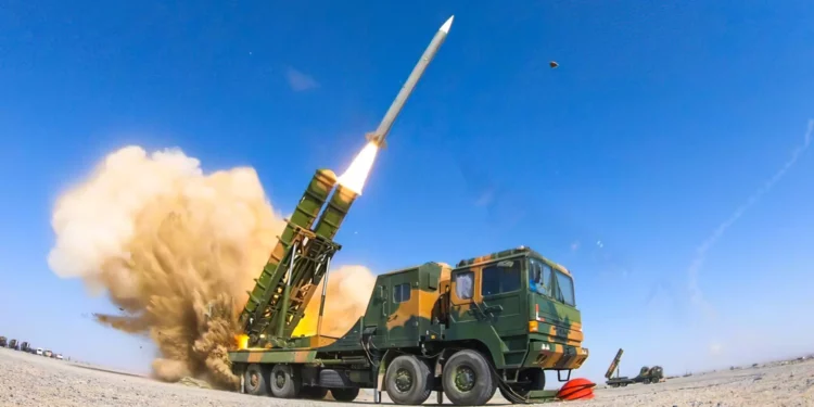 Serbia despliega sistemas de misiles tierra-aire HQ-22 chinos