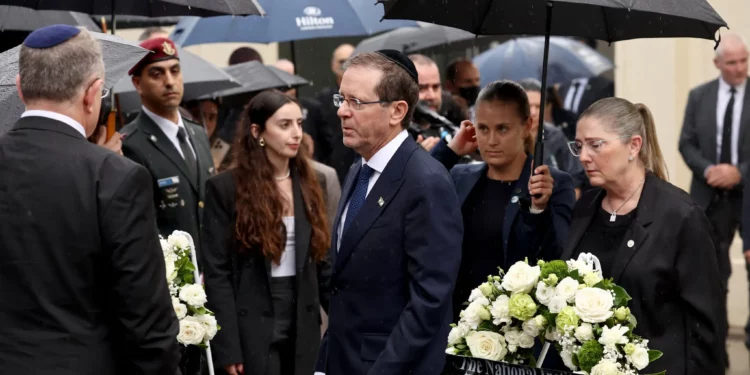 Grupo judío antisionista australiano protesta por la visita de Herzog