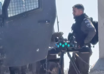 Israel despliega el sistema SMASH en puesto de Qalandia