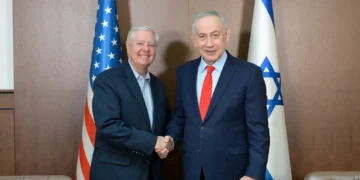 Lindsey Graham afirma en Israel que EE. UU. decidirá sobre Irán en semanas