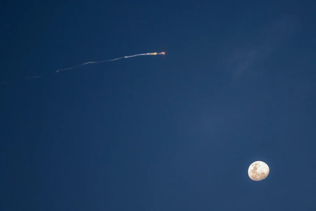 Irán habría lanzado misiles con bombas de racimo a Israel