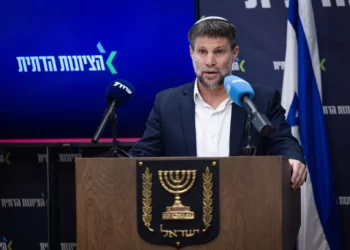 Smotrich dice que promoverá la “migración” palestina desde Judea y Samaria