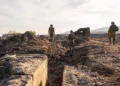 Reservistas de las Fuerzas de Defensa de Israel (FDI) de la 55.ª Brigada de Paracaidistas operan en el sur de Siria, en una imagen publicada el 21 de noviembre de 2025. (Fuerzas de Defensa de Israel)