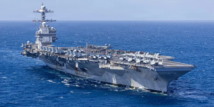El USS Gerald R. Ford desde Venezuela se dirige a Oriente Medio