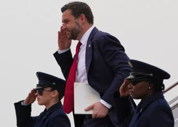 Vance: “No hay posibilidad” de que los ataques contra Irán desencadenen una guerra prolongada en Oriente Medio