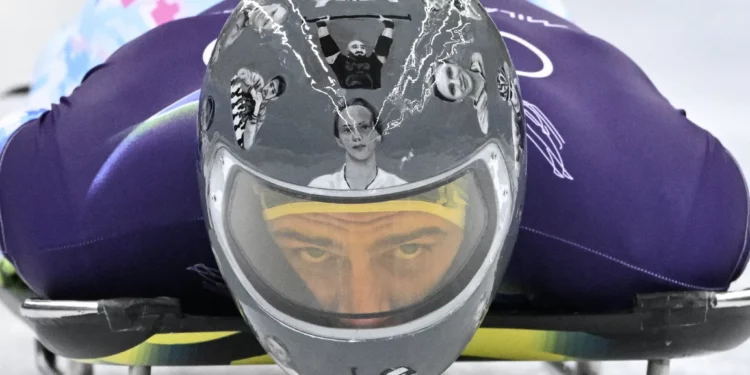 Un esquiador ucraniano descalificado por llevar un “casco conmemorativo”