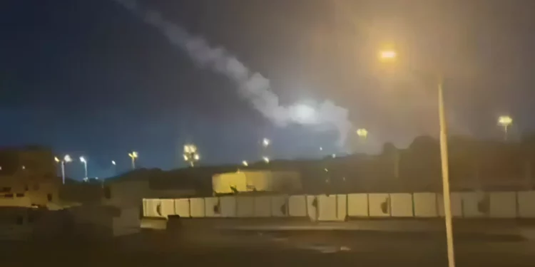 Civiles heridos y edificios dañados en Bahréin tras ataque con drones iraníes