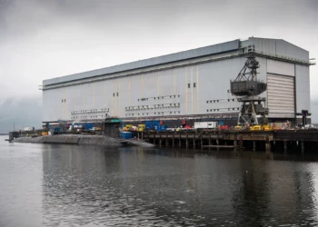 Reino Unido detiene a espías iraníes que intentaban entrar en base de submarinos nucleares