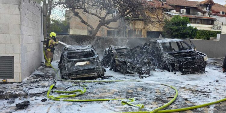 Cohete de Hezbolá en Nahariya deja un muerto y 14 heridos