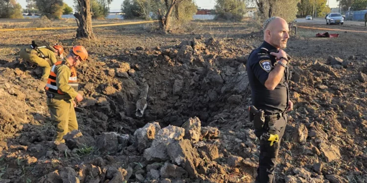 Hezbolá lanza misiles contra Israel: dos heridos leves