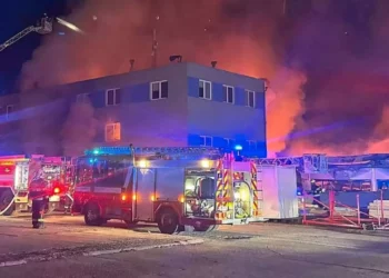 Grupo anti-Israel se adjudica incendio en una empresa de armas checa