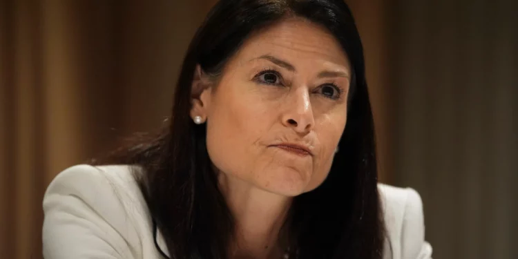 Dana Nessel denuncia protesta antisemita en un acto en Howell