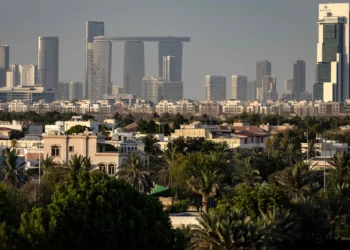 Israel evacúa en secreto a personal no esencial de su embajada en EAU