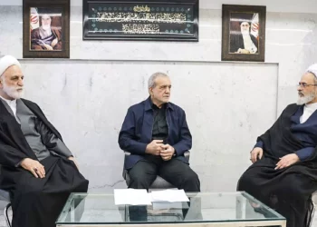 El recién nombrado clérigo iraní afirma que pronto se elegirá al nuevo líder supremo