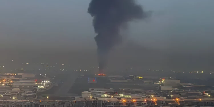 Explosiones cerca de aeropuerto iraquí que alberga a tropas lideradas por Estados Unidos