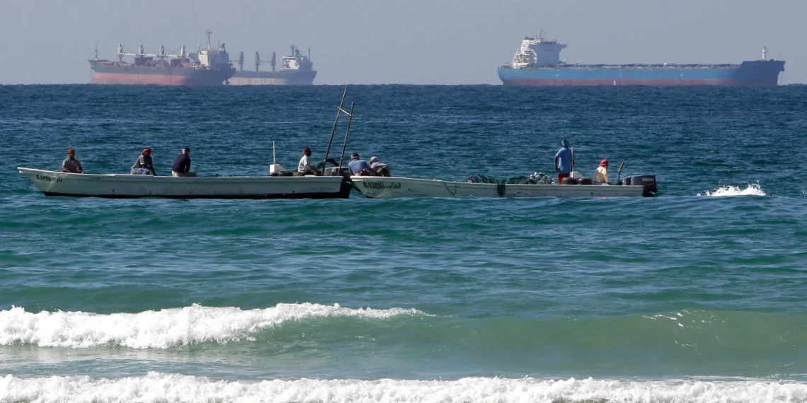 Irán ha colocado una docena de minas en el estrecho de Ormuz