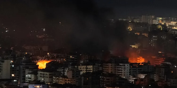 Decenas de miembros del CGRI de Irán huyeron del Líbano por temor a Israel