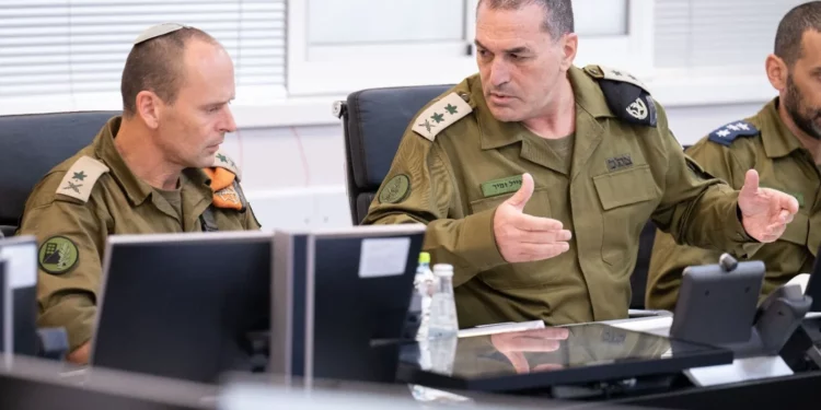 Jefe de las FDI: ningún lugar es seguro para “los brazos del mal iraní”