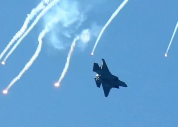 Ataques aéreos israelíes en Teherán destruyen almacenes de misiles