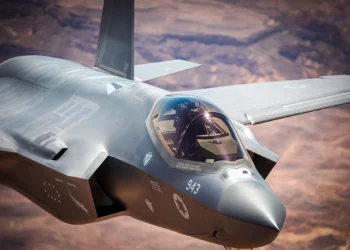 El F-35I derriba un Yak-130: superioridad sobre Irán y Rusia