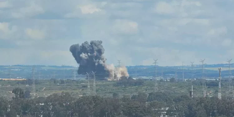 Misil iraní explota en una zona abierta cerca de Hadera: no hay heridos