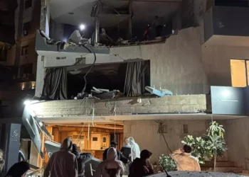 Ataque aéreo israelí en Beirut apunta a funcionario iraní en hotel de Hazmieh