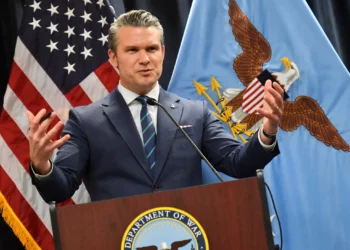 Hegseth resta importancia a reportes de inteligencia rusa proporcionada a Irán