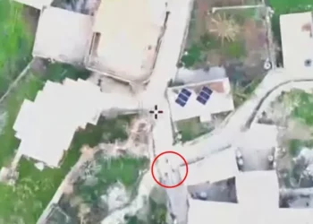 Hezbolá ha tomado una aldea cristiana libanesa y la emplea para lanzar ataques