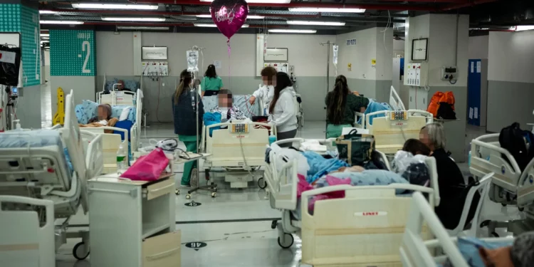 Muere mujer de 60 años tras crisis respiratoria durante ataque iraní