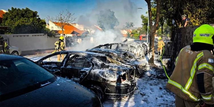 12 heridos por impacto de misil iraní en el área metropolitana de Tel Aviv
