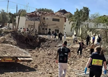 Varias personas heridas tras el impacto de un misil iraní cerca de Jerusalén