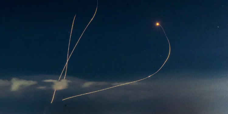 Irán ha disparado unos 300 misiles balísticos contra Israel desde el inicio de la guerra