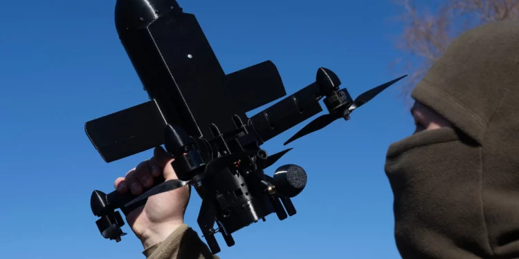 Ucrania despliega unidades para interceptar drones en cinco países de Oriente Medio