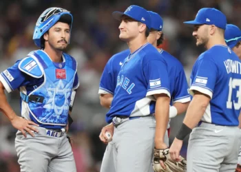 Israel debutó con una derrota 11-3 ante Venezuela en el Clásico Mundial