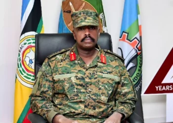 Jefe militar de Uganda ofrece apoyo a Israel en la guerra con Irán
