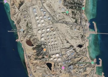 Medios iraníes informan de que no hay daños en las infraestructuras petroleras de Kharg